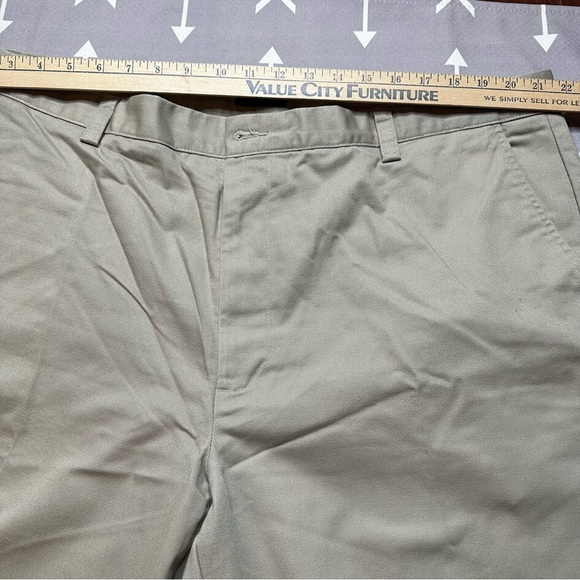 ❌SOLD❌Dockers Recode Men's Khaki Pants Sz 44" x 32" 100% Cotton Straight Legs - Picture 5 of 8
